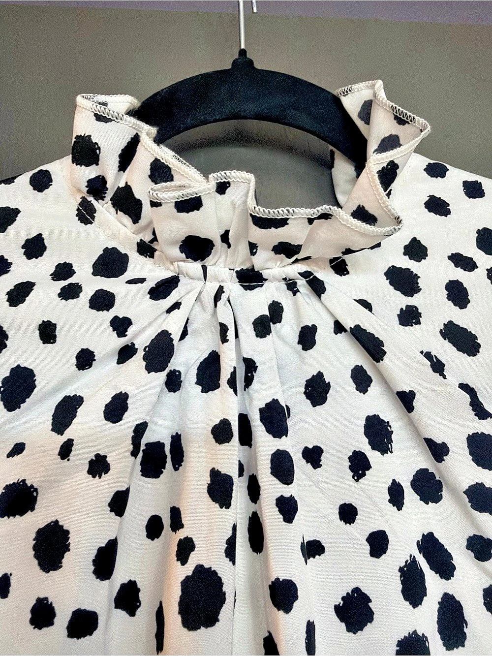 Women's Long Sleeve Animal Print Blouse - Picture 3 of 4
